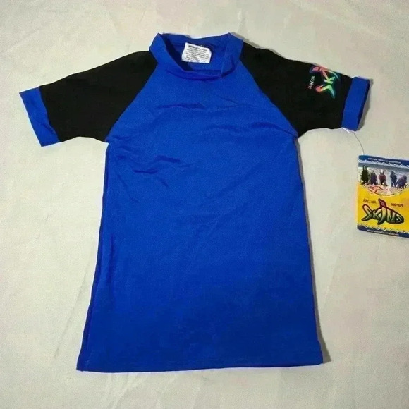 New with tags, boys size 2T swim shirt, #D159 - Picture 1 of 5